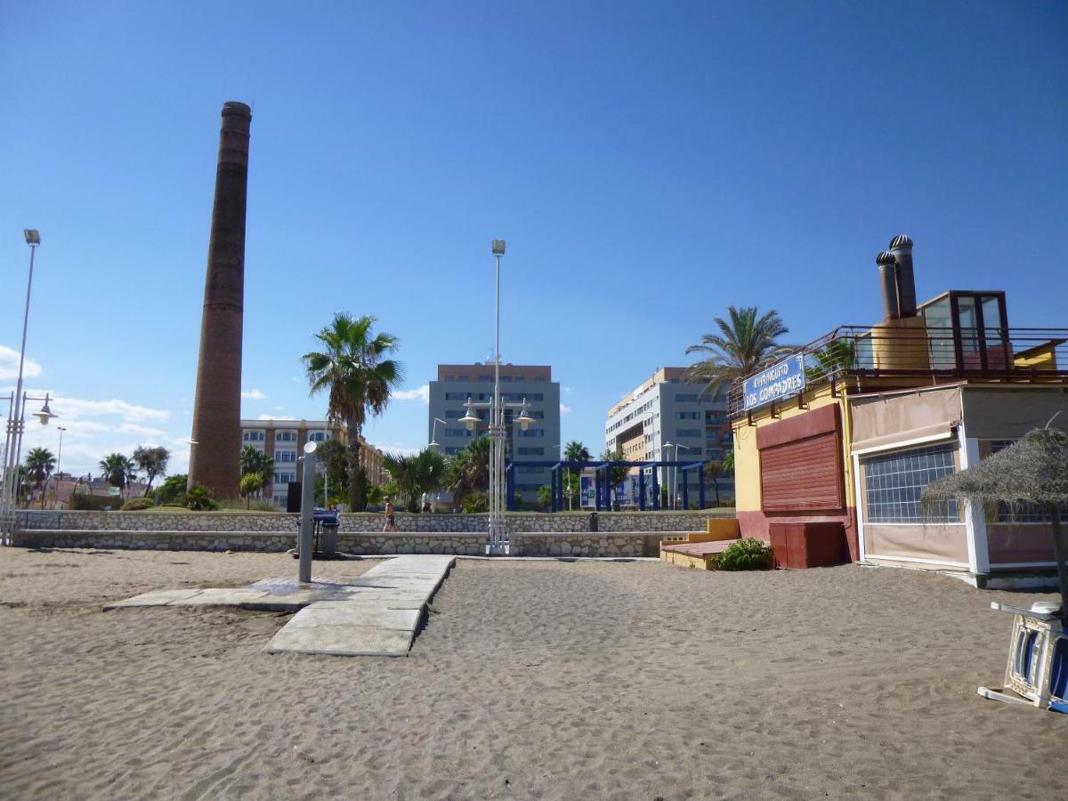 On The Beach! Frente Al Paseo Maritimo, Parking Y Piscina مالقة المظهر الخارجي الصورة